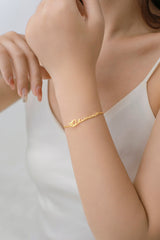 Minimalist Custom Name Bracelet in Gold / Silver / Rose Gold Personalized Couples Bff Friendship Customized Chain Bracelet Name Bracelets