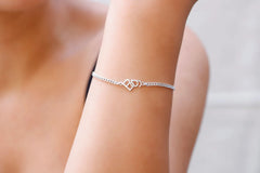 Personalized Tiny Interlocking Two Initials Bracelet, Dainty Gold Letter Bracelet, Custom Curb Chain Bracelet, Personalized Gifts